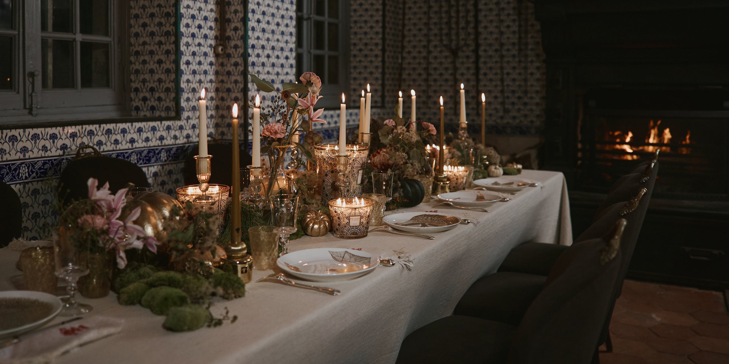 A CHRISTMAS TABLE AT CHÂTEAU DE MILLEMONT