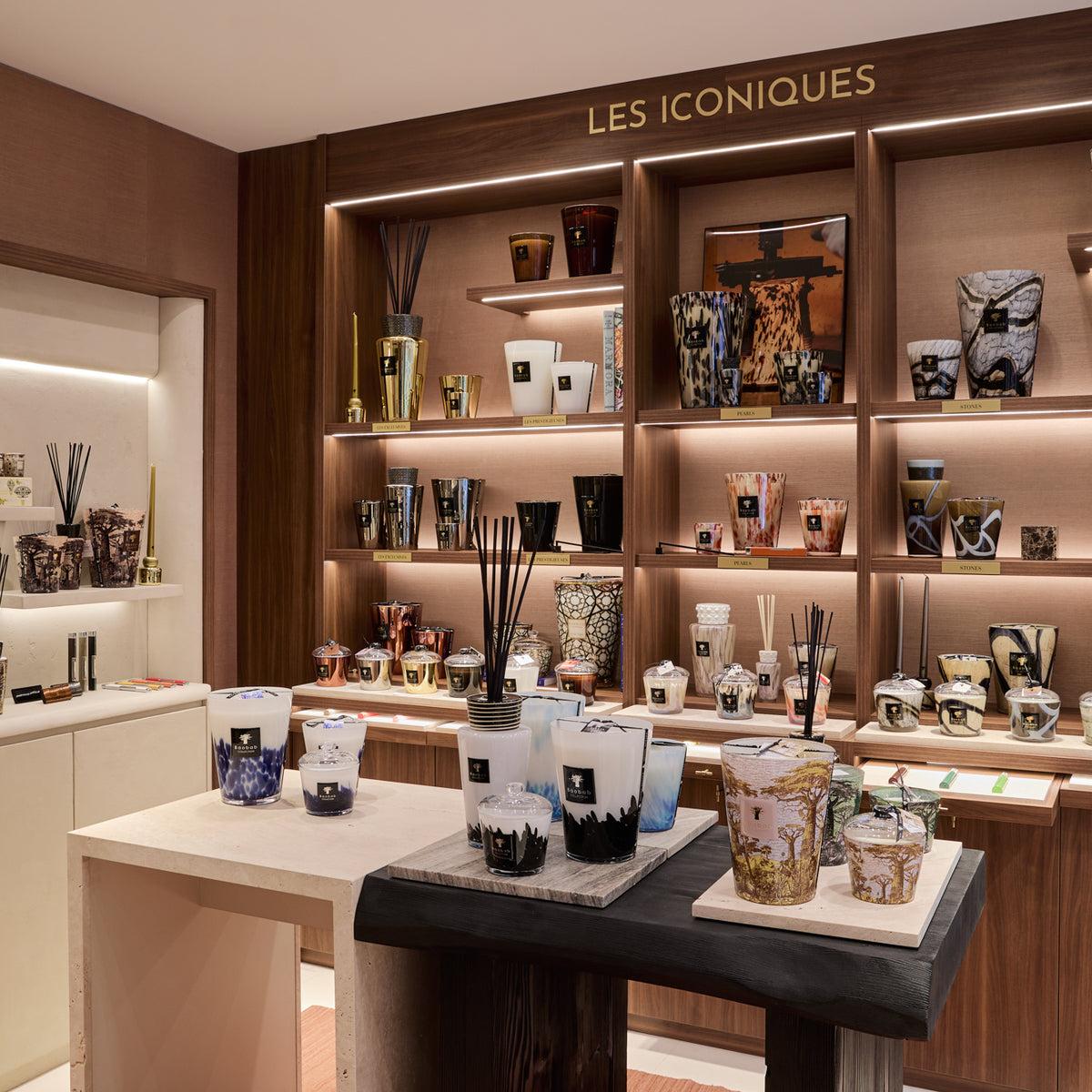 <p>our boutiques</p>