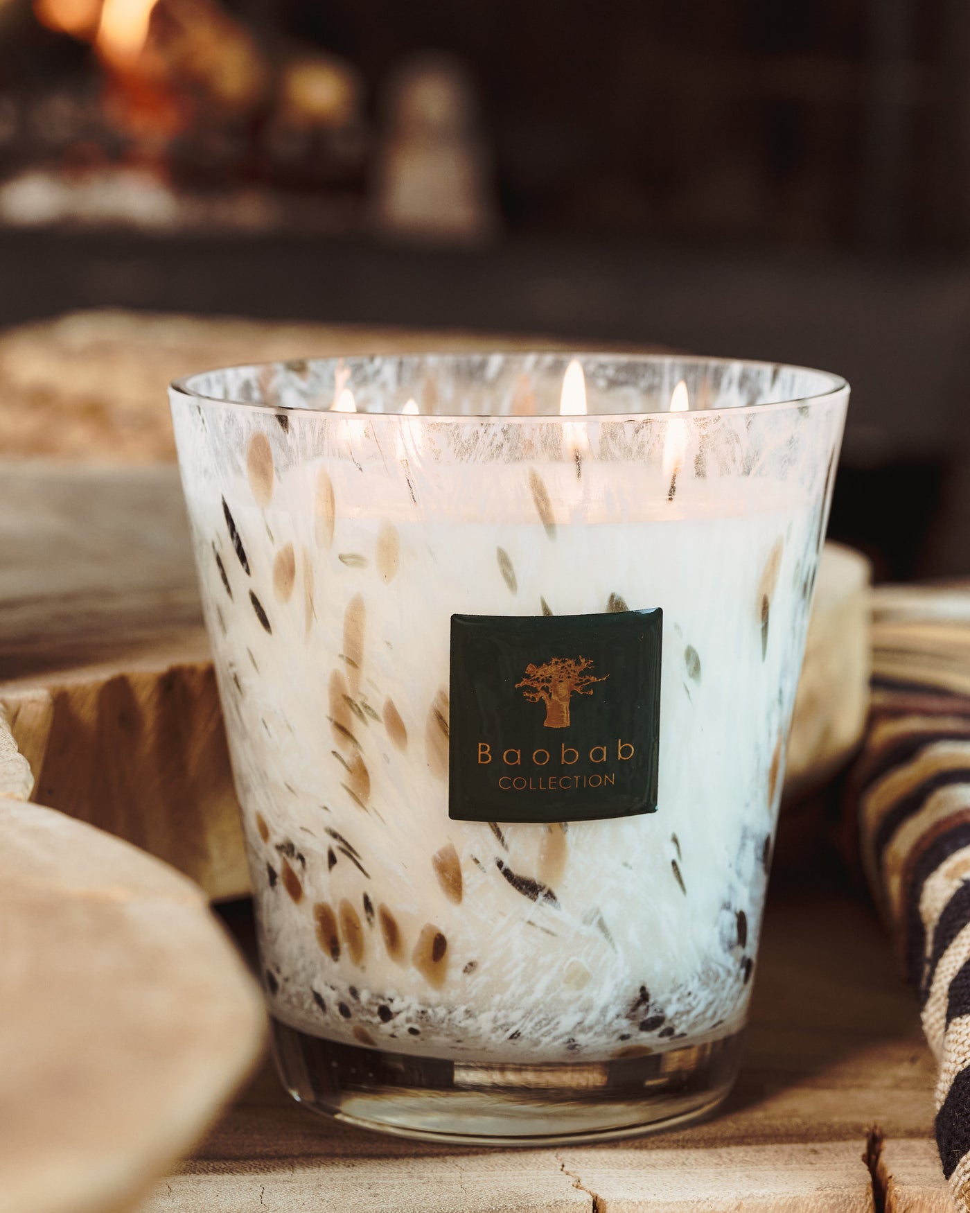 SCENTED CANDLE HALONA WHITE WORLD