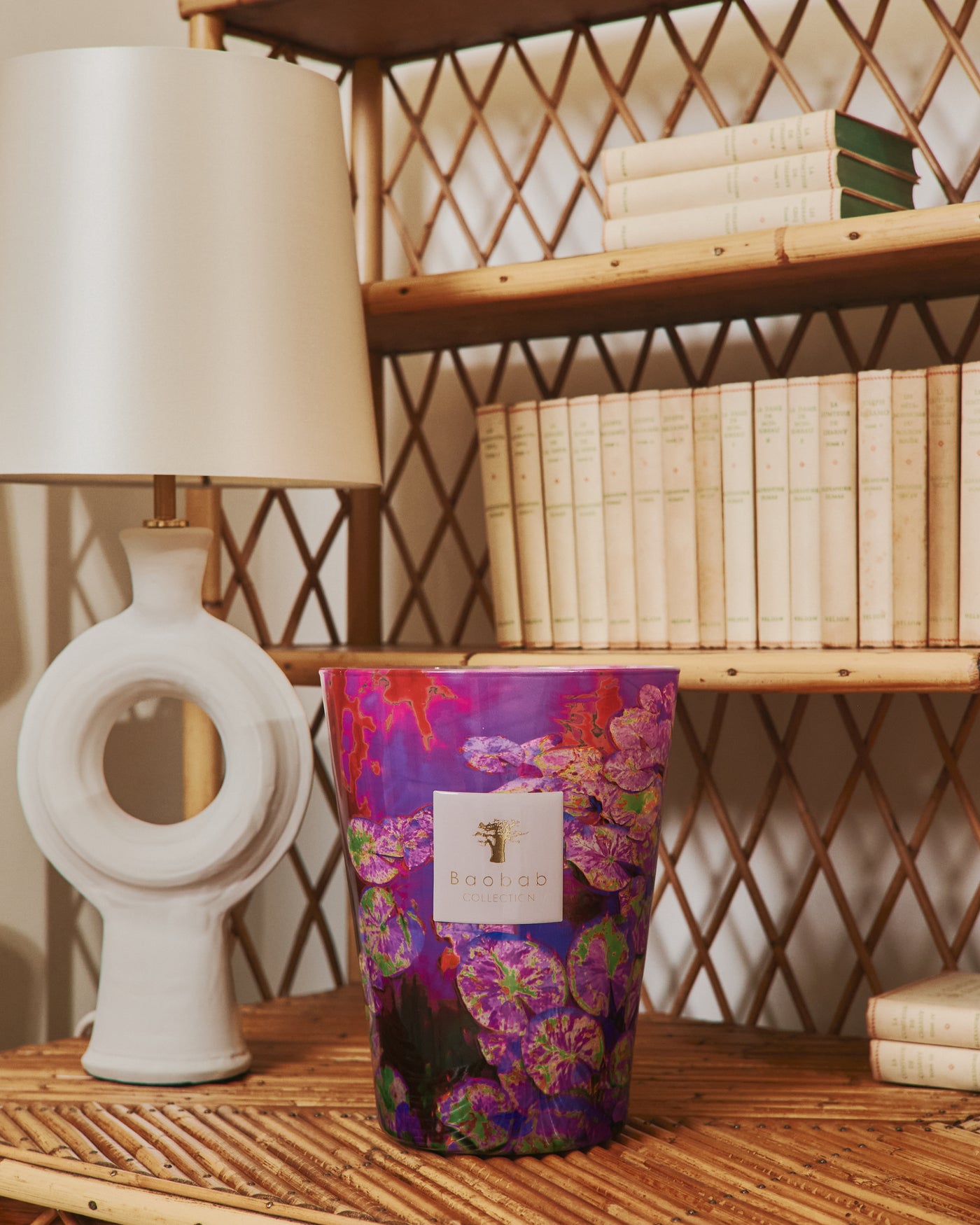 SCENTED CANDLE ARTY FLOWERS WATER LILY