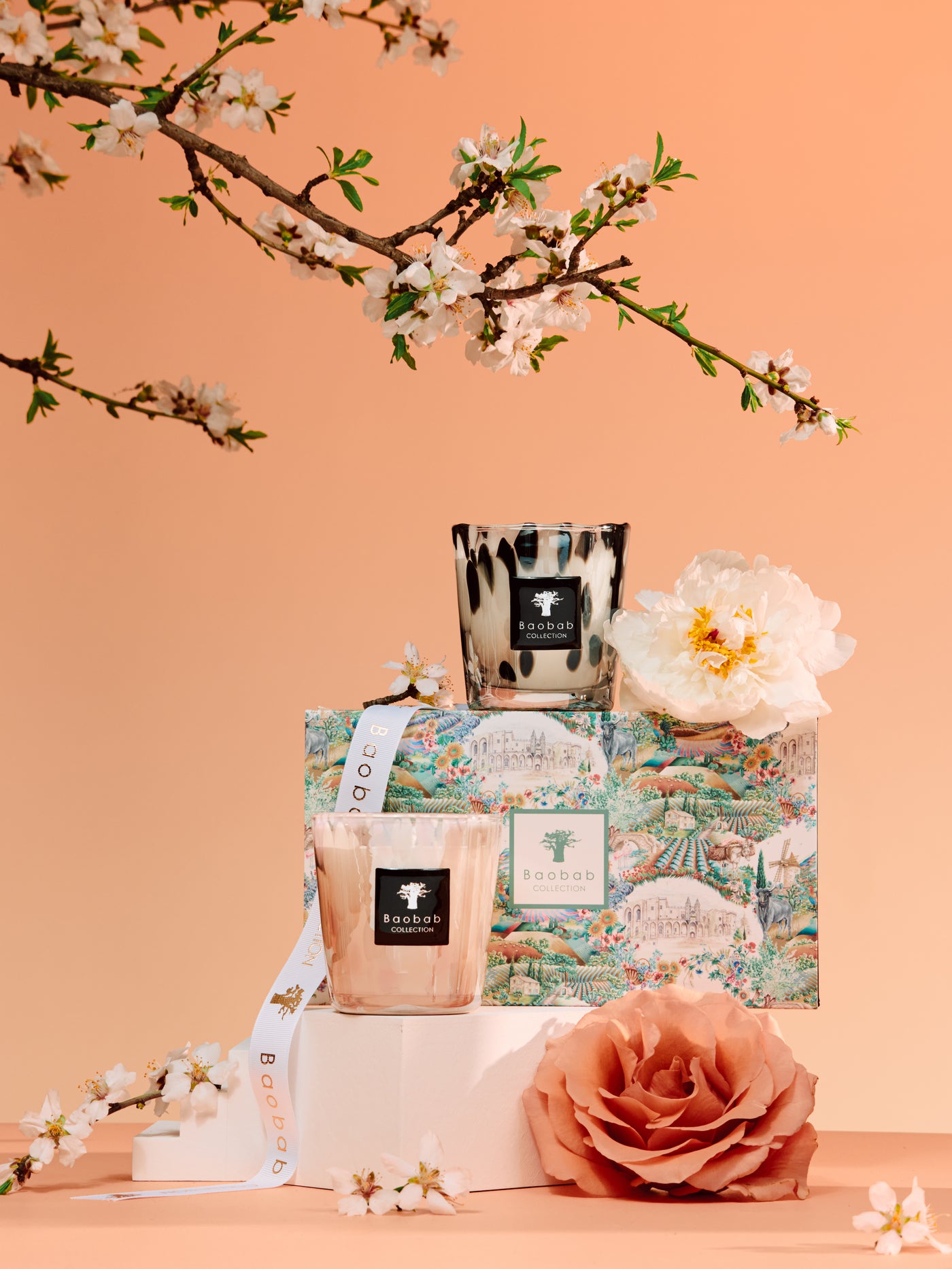 BLACK & WHITE PEARLS CANDLE DUO