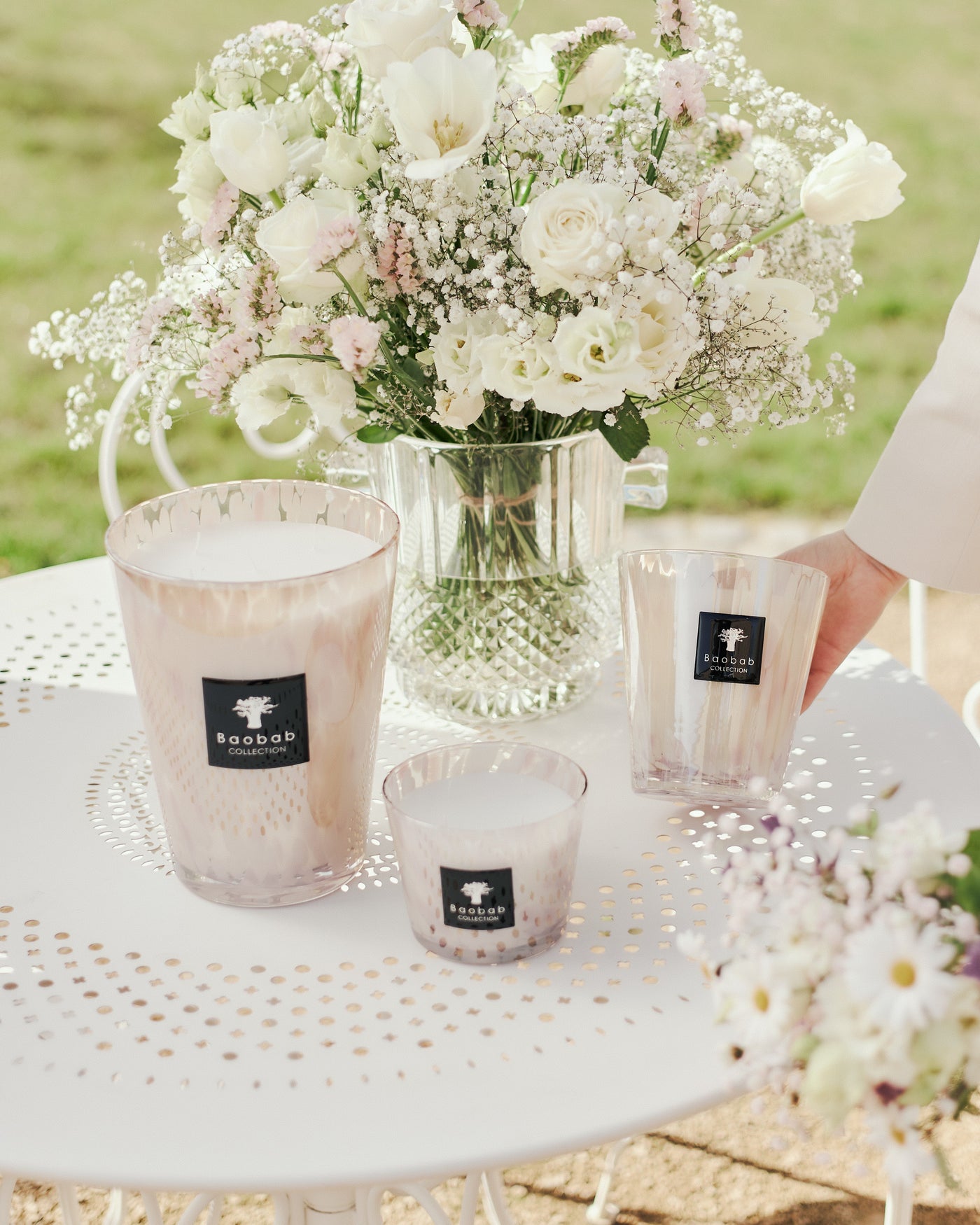 SCENTED CANDLE WHITE PEARLS